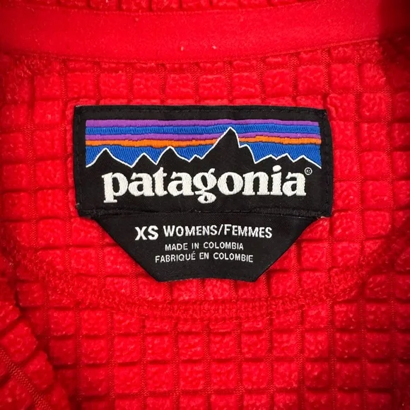 Patagonia Women's Red Jacket - Picture 3 of 3